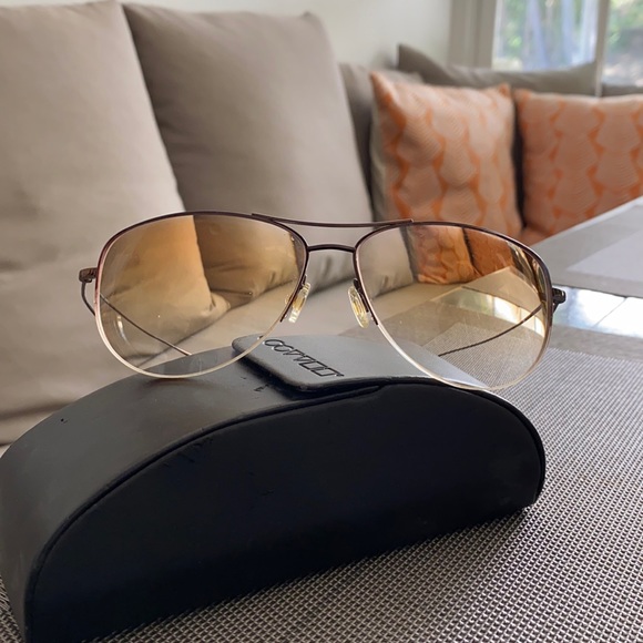 Oliver Peoples ultra lightweight sunglasses w -3.0
